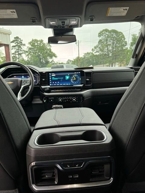 2024 Chevrolet Silverado 1500 LTZ - Photo 10