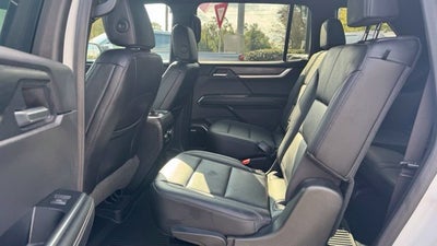 2024 GMC Acadia Elevation