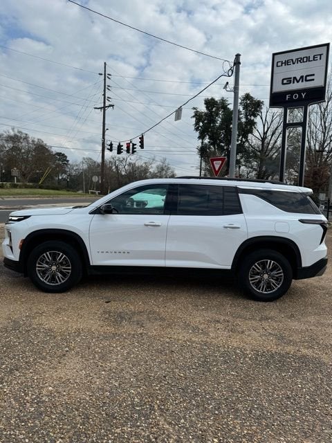 2025 Chevrolet Traverse LT