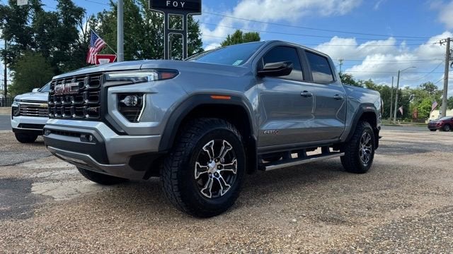 2024 GMC Canyon 4WD AT4 Crew Cab Short Box's photo