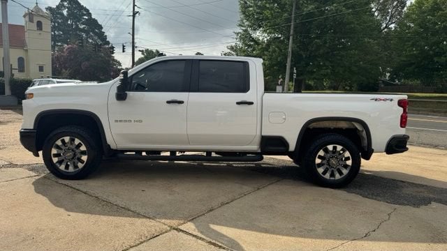 2024 Chevrolet Silverado 2500 HD Custom