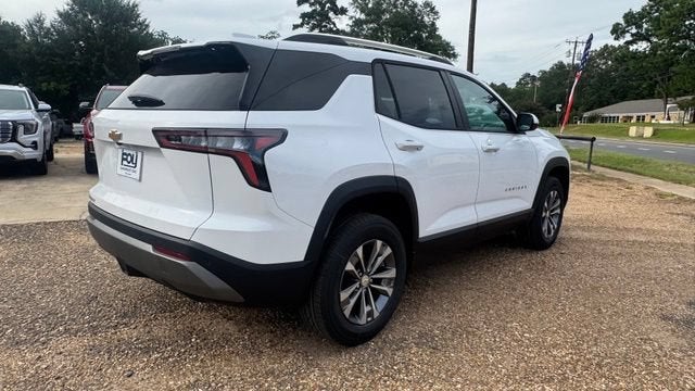 2027 Chevrolet Equinox FWD LT