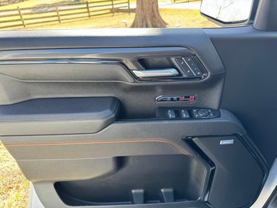 2025 GMC Sierra 1500 AT4