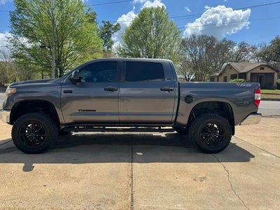 2020 Toyota Tundra 4WD SR5