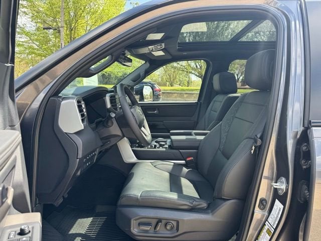 2025 Toyota Tundra 4WD SR5