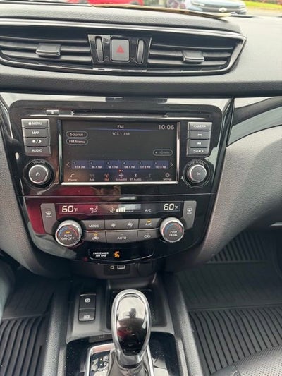 2022 Nissan Rogue Sport SL