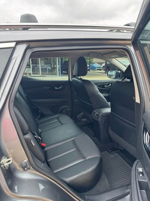 2022 Nissan Rogue Sport SL