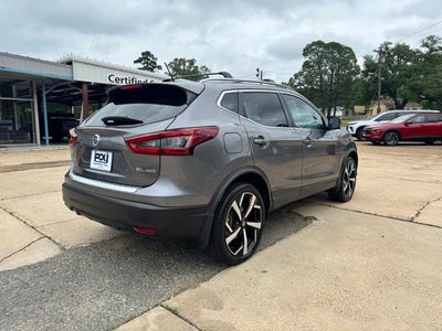 2022 Nissan Rogue Sport SL