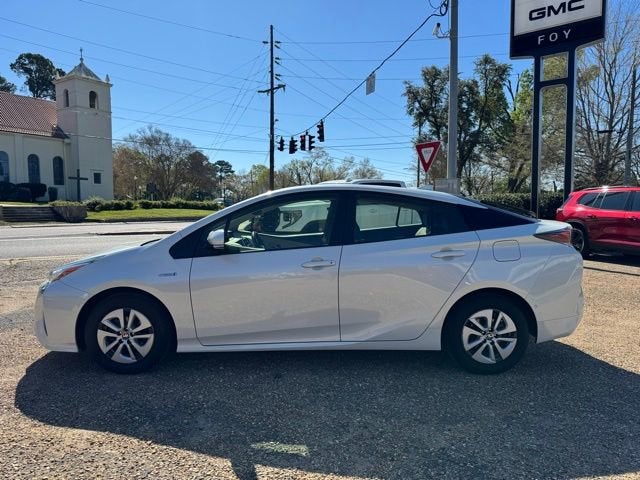 2018 Toyota Prius Two