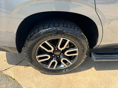 2022 GMC Yukon AT4