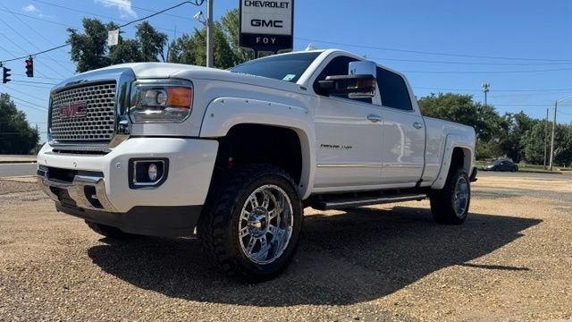 2017 GMC Sierra 2500 HD Denali