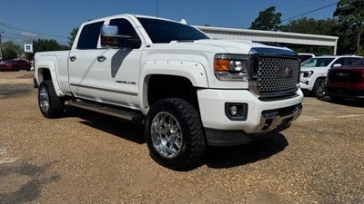 2017 GMC Sierra 2500 HD Denali