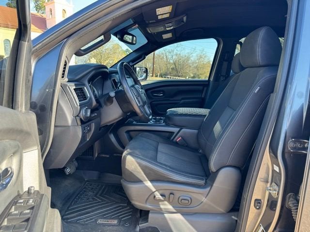 2019 Nissan Titan SV