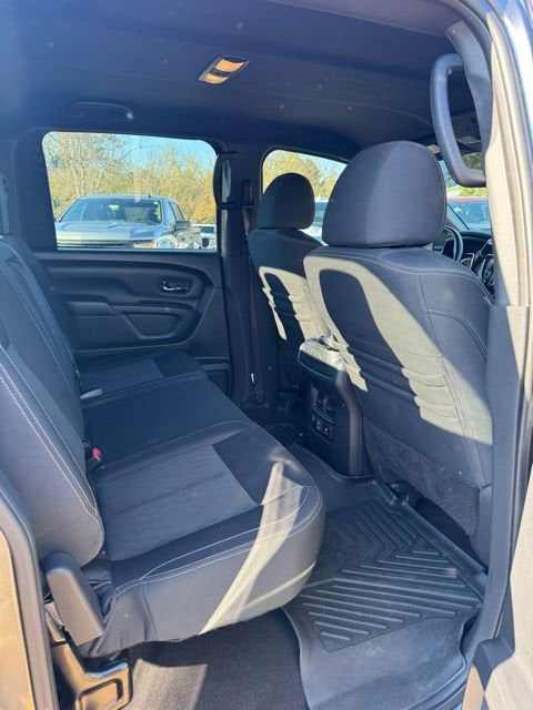 2019 Nissan Titan SV