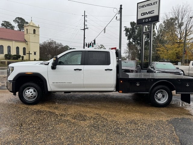 2026 GMC Sierra 3500 HD Chassis Cab Pro