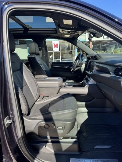 2022 GMC Yukon XL Denali