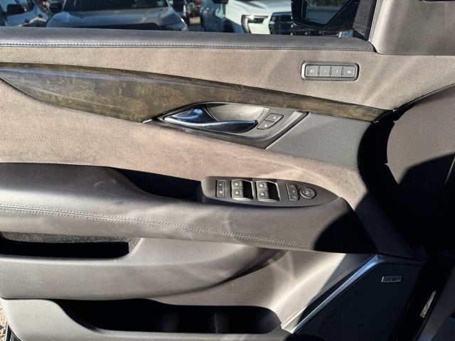 2020 Cadillac Escalade Platinum