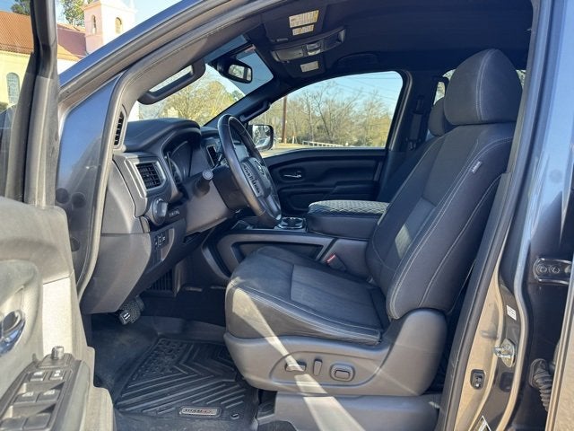 2019 Nissan Titan SV