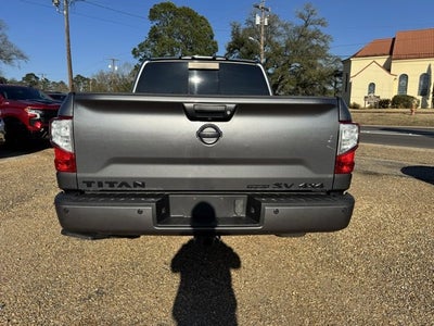 2019 Nissan Titan SV