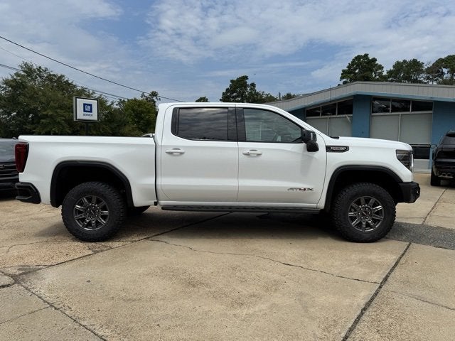 2025 GMC Sierra 1500 AT4X