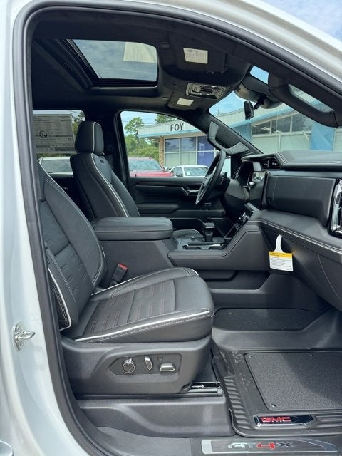 2025 GMC Sierra 1500 AT4X