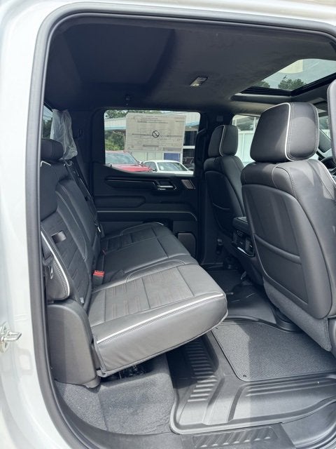 2025 GMC Sierra 1500 AT4X